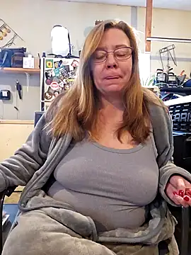 MsShelby40 online show from January 2025 05:40:01 PM