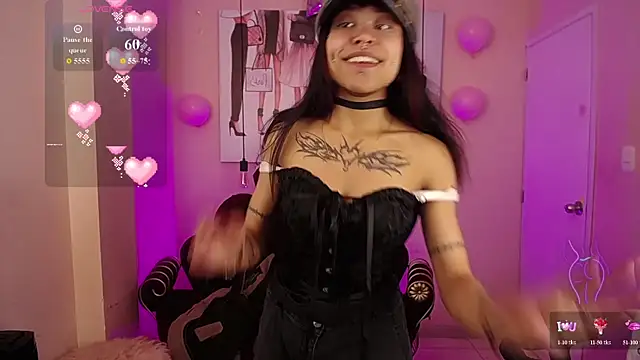 Violetta Suky online show from November 2025 12:59:01 PM