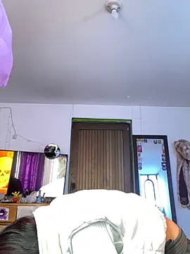 Violetta Suky online show from November 2025 12:31:02 PM