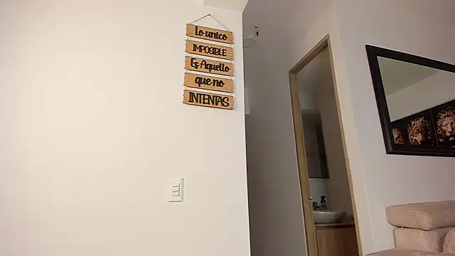 Snapshot of smit_hot_sr chatting on December 2024 03:18:02 AM smit hot sr online show from December 2024 03:18:02 AM