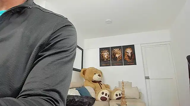 Snapshot of smit_hot_sr chatting on December 2024 04:59:02 AM smit hot sr online show from December 2024 04:59:02 AM