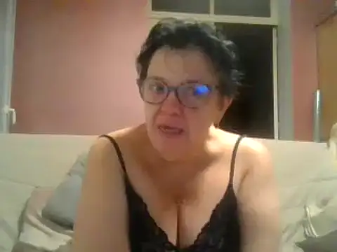 Vandeae44 online show from December 2024 07:09:02 PM