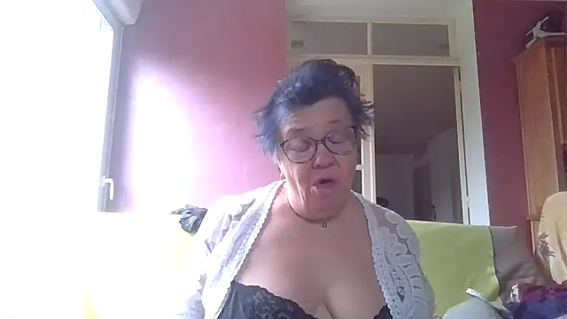 Vandeae44 online show from January 2026 10:30:01 AM