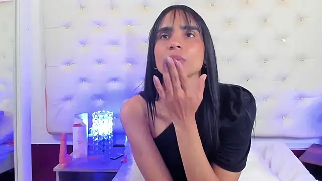 sophie pariss online show from March 2025 07:05:02 AM