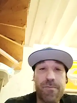 Crookedcook82xh online show from March 2026 09:10:01 PM