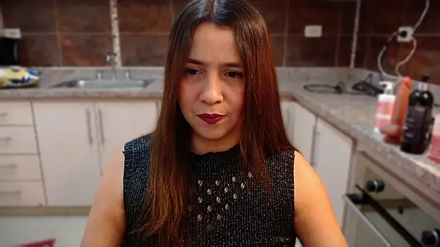 Snapshot of Heidy_Wells chatting on September 2025 12:21:01 PM Heidy Wells online show from September 2025 12:21:01 PM