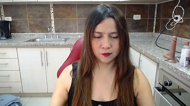 Snapshot of Heidy_Wells chatting on October 2025 12:36:01 PM Heidy Wells online show from October 2025 12:36:01 PM