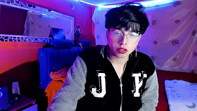 Snapshot of AnggelONfiree chatting on September 2025 04:45:02 AM AnggelONfiree online show from September 2025 04:45:02 AM