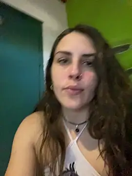 Snapshot of isadelasestrellas chatting on May 2026 08:15:01 PM isadelasestrellas online show from May 2026 08:15:01 PM