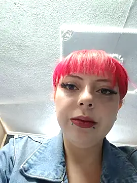 madelaine- online show from February 2025 06:01:02 PM