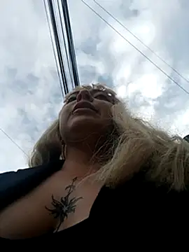 madelaine- online show from March 2025 10:07:02 PM