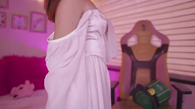 milly kenner online show from March 2026 07:50:01 PM