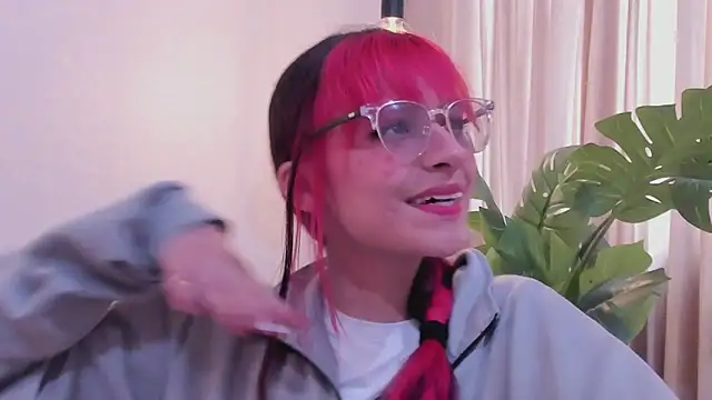 RedMeloddy online show from February 2025 07:29:01 PM