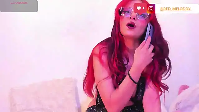 RedMeloddy online show from November 2025 08:19:02 PM