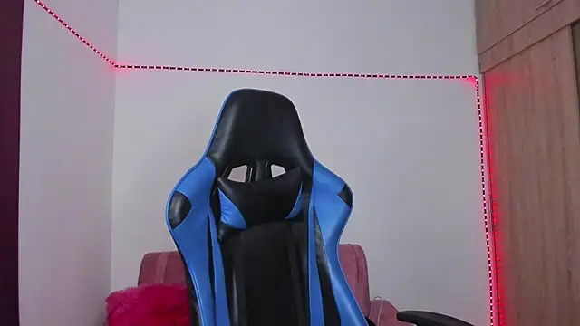 Snapshot of Ethan_Sai___ chatting on December 2024 08:11:01 AM Ethan Sai online show from December 2024 08:11:01 AM