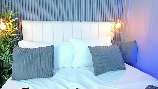 Snapshot of LinaGlam chatting on November 2025 05:06:01 PM LinaGlam online show from November 2025 05:06:01 PM