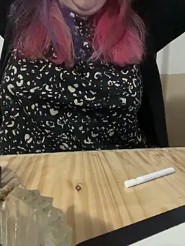 Snapshot of Popinasq chatting on September 2025 11:16:01 PM Popinasq online show from September 2025 11:16:01 PM