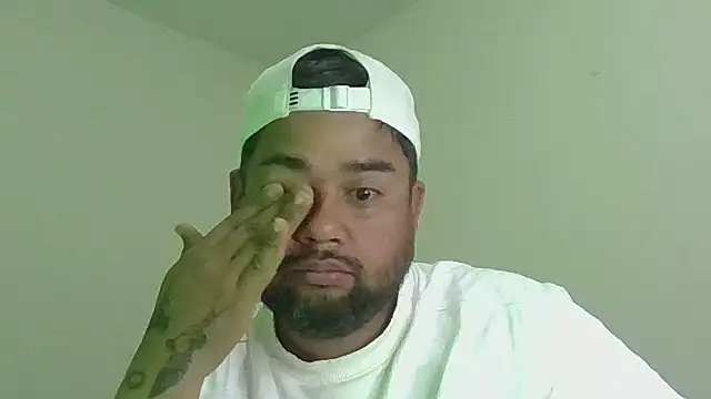 Snapshot of GABRIELGARCIA1313 chatting on June 2026 12:22:02 AM GABRIELGARCIA1313 online show from June 2026 12:22:02 AM