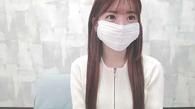 LOVE MOMO LOVE online show from November 2025 11:20:02 AM