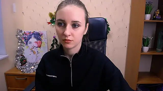 Snapshot of _Nicole_new chatting on December 2024 03:47:02 PM  Nicole new online show from December 2024 03:47:02 PM