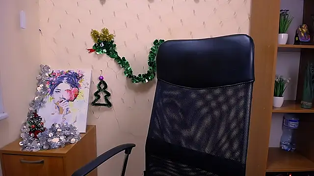 Snapshot of _Nicole_new chatting on December 2024 12:05:02 PM  Nicole new online show from December 2024 12:05:02 PM