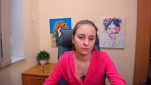 Snapshot of _Nicole_new chatting on February 2025 12:47:02 PM  Nicole new online show from February 2025 12:47:02 PM