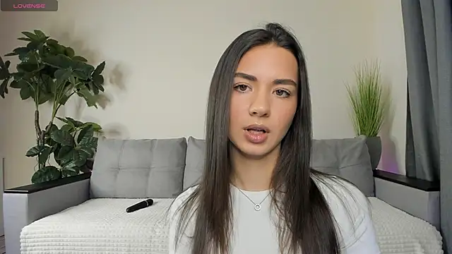 NicoleLuv online show from December 2024 01:13:01 PM