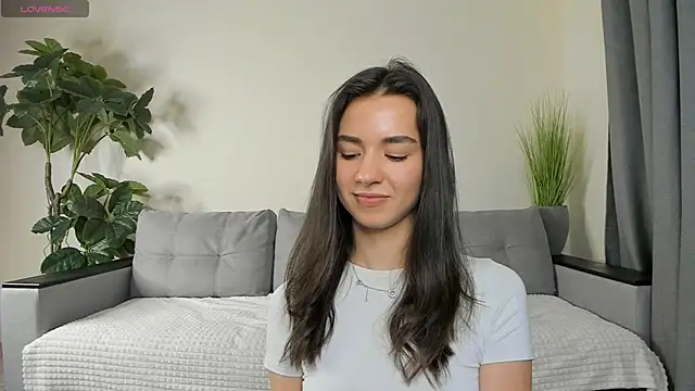 NicoleLuv online show from December 2024 07:17:02 PM