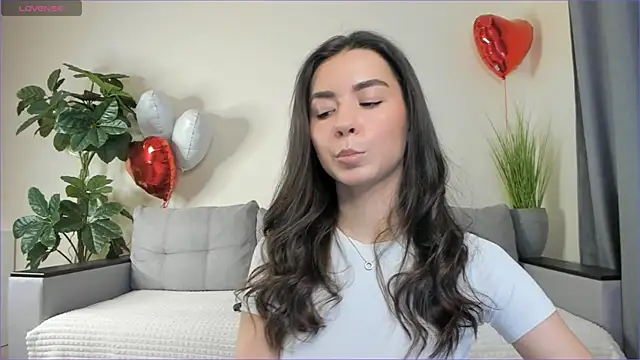 NicoleLuv online show from March 2025 01:04:01 PM