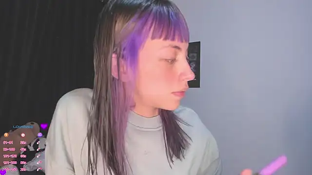 Snapshot of MiaGoth_ chatting on September 2025 12:33:01 AM MiaGoth online show from September 2025 12:33:01 AM