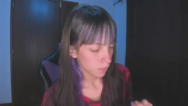 Snapshot of MiaGoth_ chatting on November 2025 02:45:02 AM MiaGoth online show from November 2025 02:45:02 AM