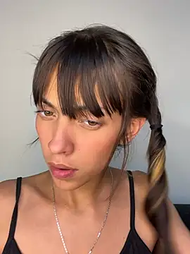 Snapshot of MiaGoth_ chatting on July 2026 05:47:02 AM MiaGoth online show from July 2026 05:47:02 AM