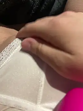 Snapshot of mystik_a chatting on October 2025 03:29:01 AM mystik a online show from October 2025 03:29:01 AM