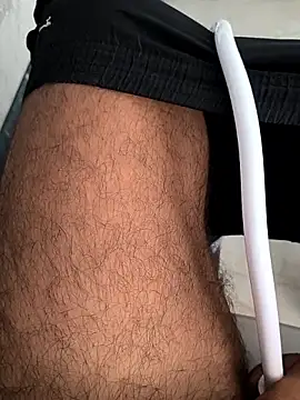 yourboy2000   online show from September 2025 02:11:02 AM