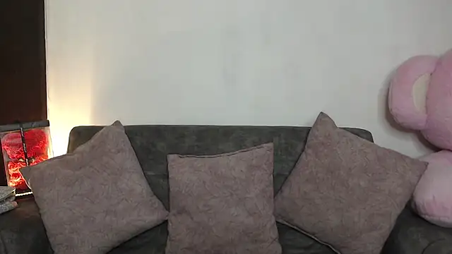 Snapshot of stephaniedj1 chatting on October 2025 08:18:01 PM stephaniedj1 online show from October 2025 08:18:01 PM