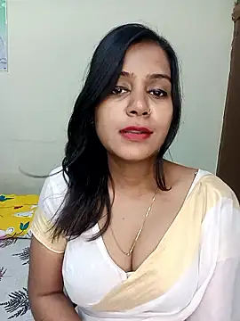 Snapshot of Miss-Riyasingh chatting on January 2026 05:51:02 PM Miss-Riyasingh online show from January 2026 05:51:02 PM