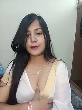 Snapshot of Miss-Riyasingh chatting on June 2026 05:11:01 AM Miss-Riyasingh online show from June 2026 05:11:01 AM