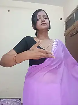 Snapshot of Miss-Riyasingh chatting on June 2026 02:04:01 PM Miss-Riyasingh online show from June 2026 02:04:01 PM