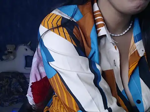 Snapshot of Sexy_Myra18 chatting on December 2024 01:40:01 AM Sexy Myra18 online show from December 2024 01:40:01 AM