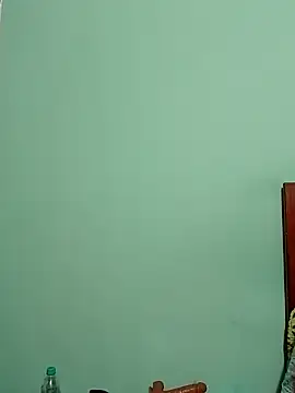 Snapshot of MATTHEW_MRANDA chatting on September 2025 03:30:02 AM MATTHEW MRANDA online show from September 2025 03:30:02 AM