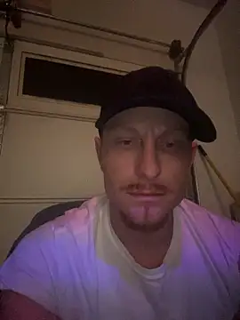 bigred0808 online show from January 2026 08:52:01 AM