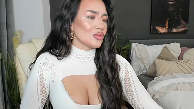 Sonia  Rey online show from February 2026 04:58:02 PM