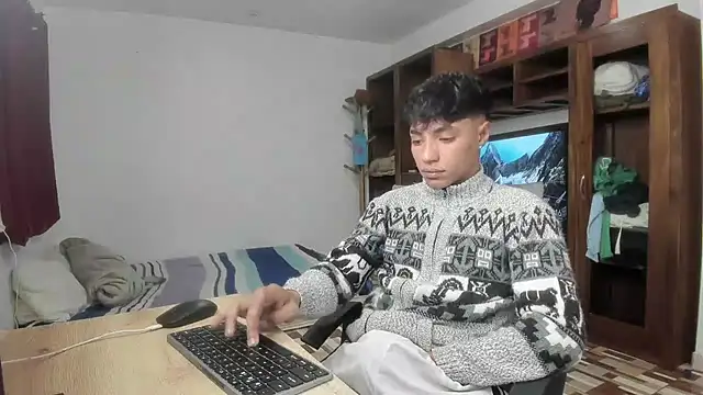 jonmaykolrose online show from December 2025 08:13:02 PM