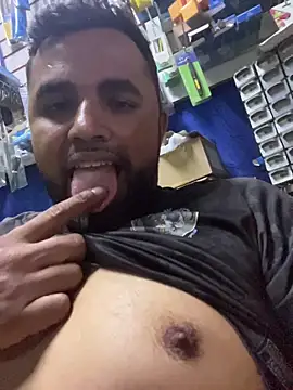 Sheik z o online show from November 2025 11:38:01 PM