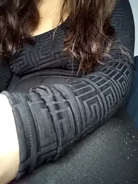 MerriamxHot online show from December 2024 01:18:01 AM