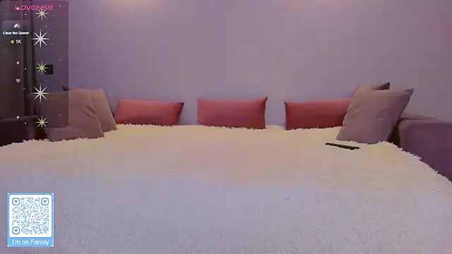 Snapshot of pretty_girlnextdoor chatting on January 2025 05:40:02 PM pretty girlnextdoor online show from January 2025 05:40:02 PM