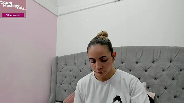 Valesskahall online show from November 2025 12:09:02 PM