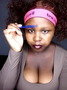 Snapshot of Dark_Berry_26 chatting on December 2025 02:49:01 AM Dark Berry 26 online show from December 2025 02:49:01 AM