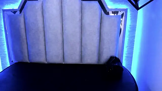  alaia collway  online show from March 2025 12:12:01 PM