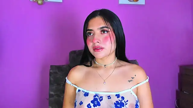 Snapshot of adara_johnson__ chatting on January 2025 11:39:02 AM adara johnson online show from January 2025 11:39:02 AM